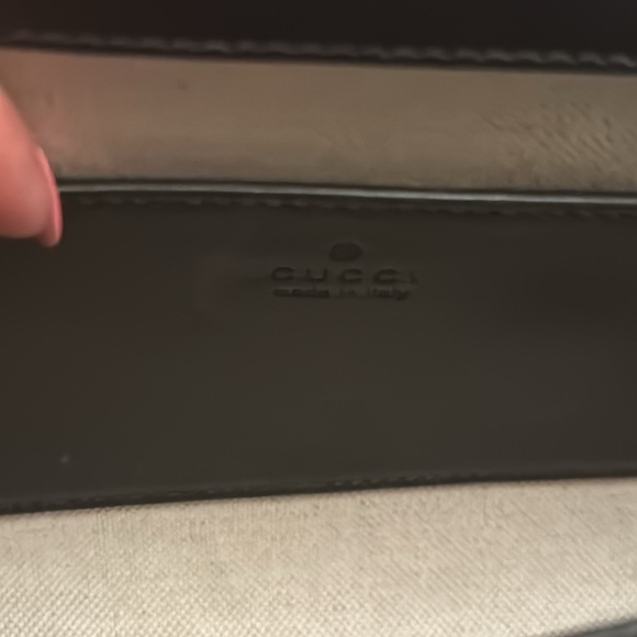 π€MatelassΓ© leather cross-body bag. Never been worn. π― Authentic - Picture 8 of 14